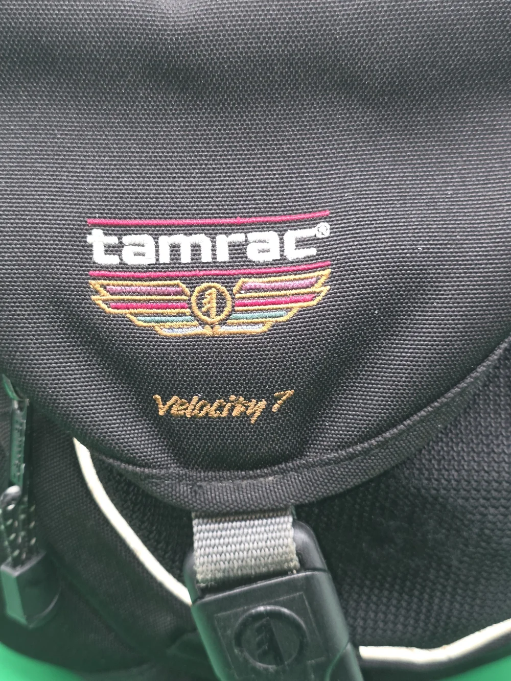 Tamrac velocity sling